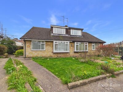 3 bedroom Semi Detached Bungalow for sale