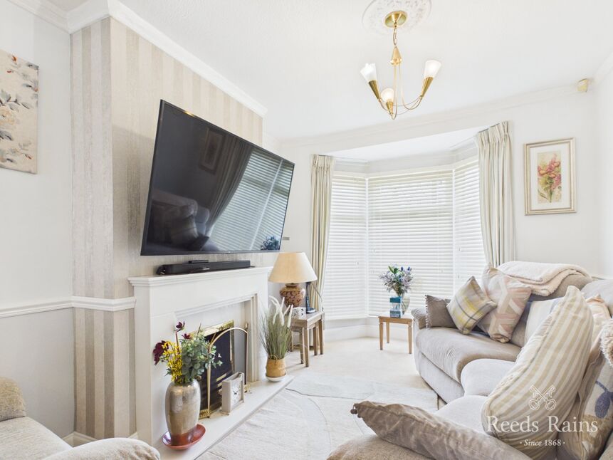 Lounge / Dining Room