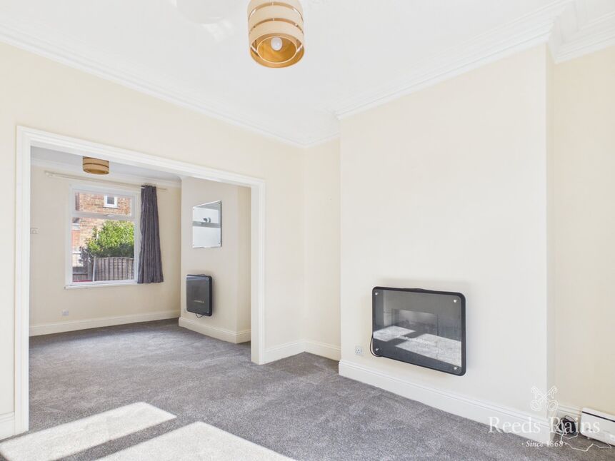 Lounge / Dining Room