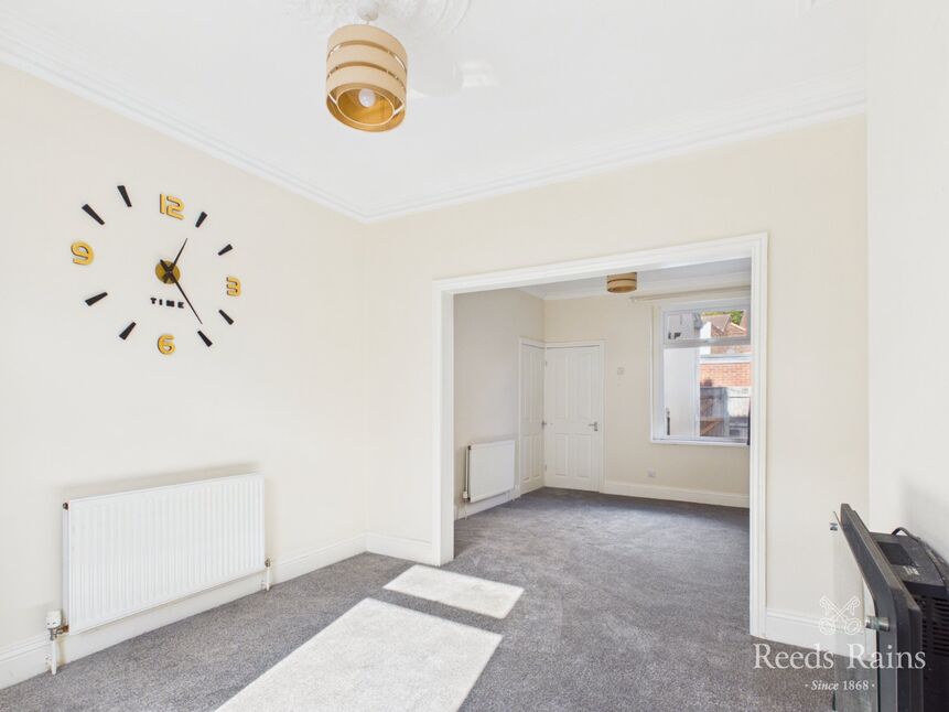 Lounge / Dining Room