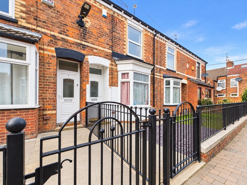 Main image of 2 bedroom Mid Terrace House for sale, Fern Grove, Folkestone Street, East Yorkshire, HU5