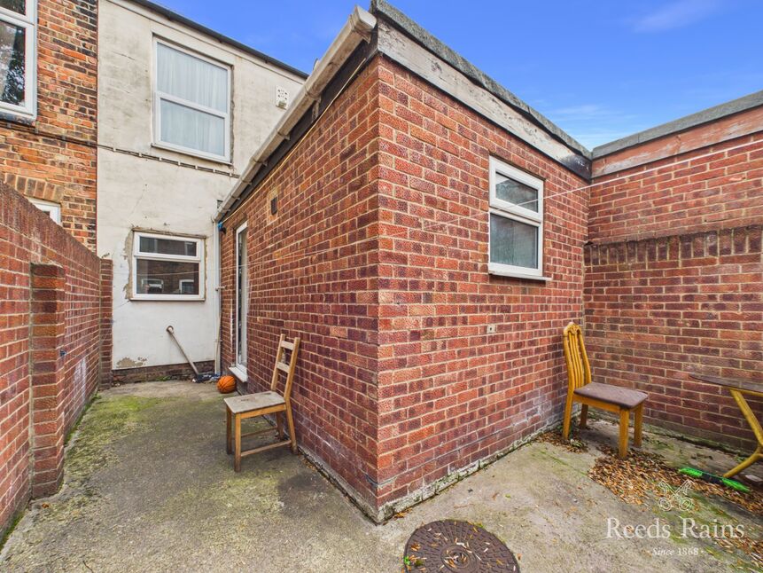 Rear Courtyard