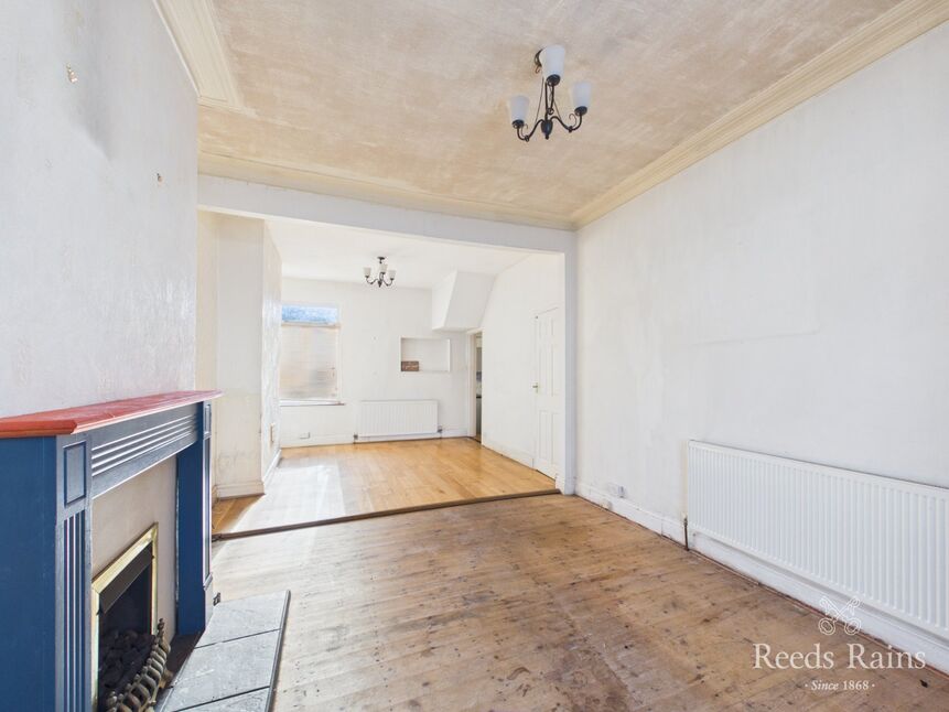Lounge / Dining Room