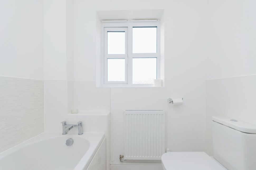 3 bedroom Semi Detached House for sale, Snowdonia Way, Hyde, SK14 £