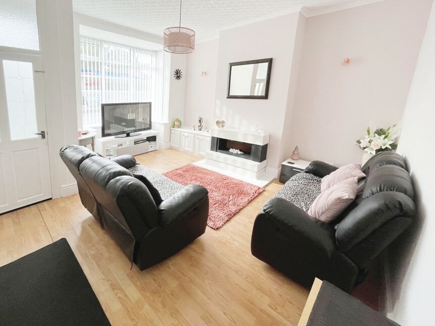 2 bedroom Mid Terrace House for sale, Talbot Road, Hyde, SK14 £175,000