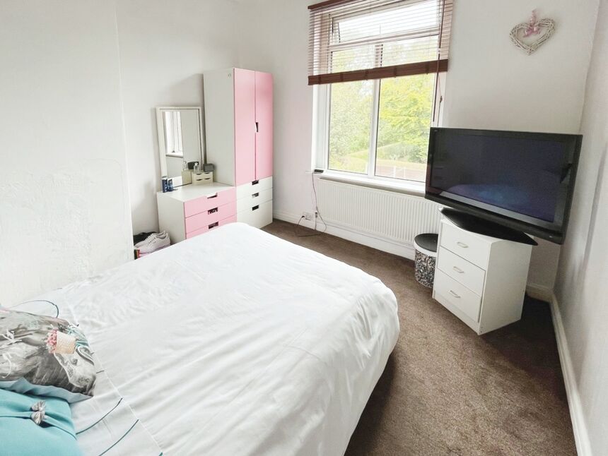 2 bedroom Mid Terrace House for sale, Talbot Road, Hyde, SK14 £175,000