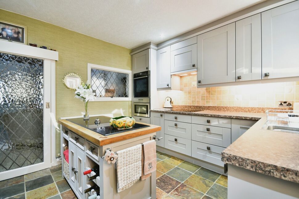 1 bedroom Mid Terrace House for sale, Apethorn Lane, Hyde, SK14 £240,000