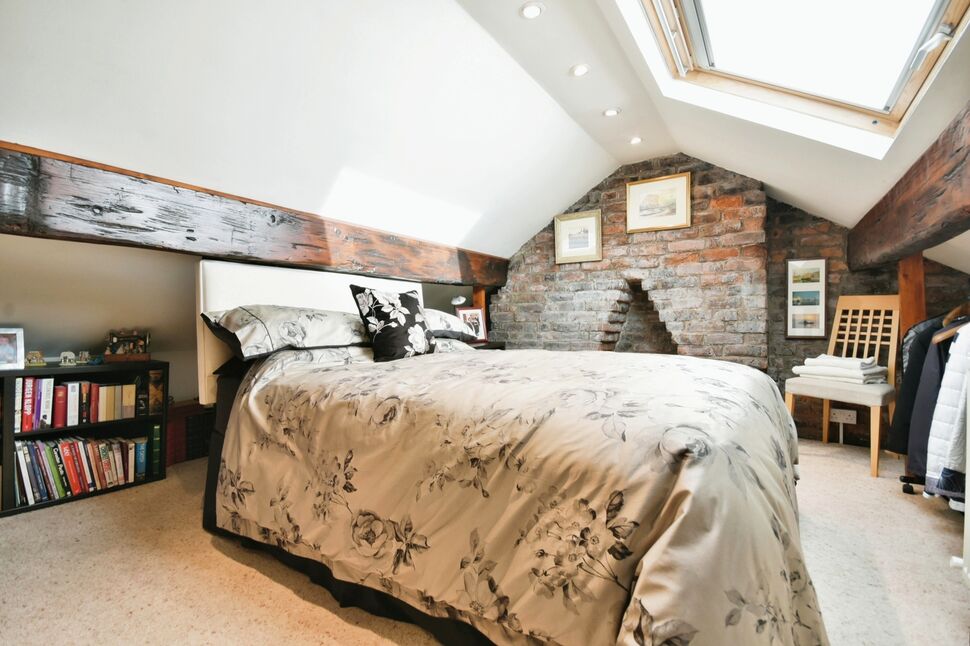 1 bedroom Mid Terrace House for sale, Apethorn Lane, Hyde, SK14 £240,000