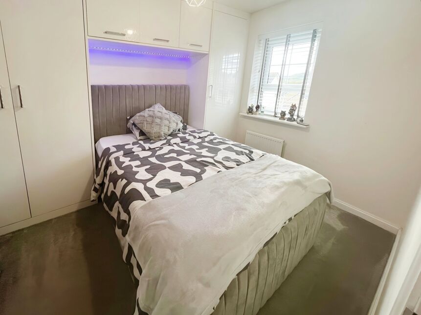 3 bedroom Semi Detached House for sale, Sgt Mark Stansfield Way, Hyde