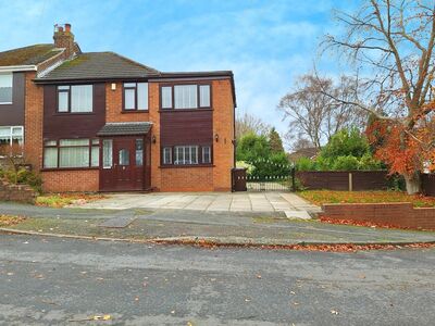 5 bedroom Semi Detached House for sale