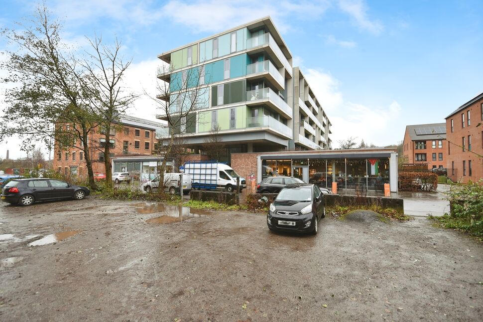 Main image of 2 bedroom  Flat for sale, Castle Street, Stalybridge, Greater Manchester, SK15