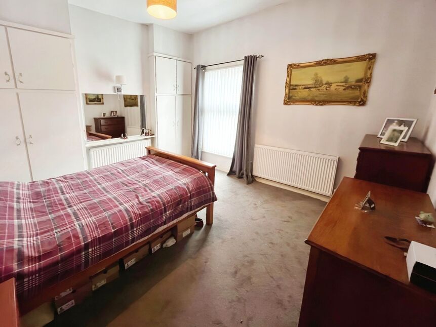 2 bedroom Mid Terrace House for sale, Stockport Road, Hyde, SK14 £160,000