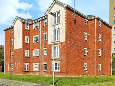 Wordsworth Road, 2 bedroom  Flat for sale, £130,000