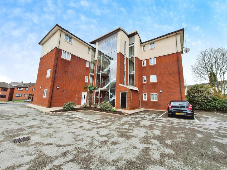 Main image of 2 bedroom  Flat for sale, Ridling Lane, Hyde, Greater Manchester, SK14