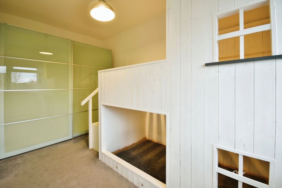 2 bedroom Semi Detached House for sale, Howard Street, Audenshaw, M34