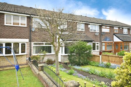 Wentworth Walk, 3 bedroom Mid Terrace House for sale, £190,000