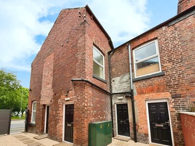 Flat 1 Lumn Road, 1 bedroom  Flat to rent, £650 pcm