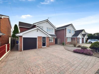 Fairbourne Road, 4 bedroom Detached House for sale, £425,000