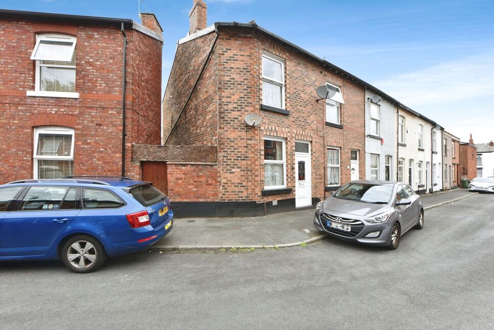 Main image of 2 bedroom End Terrace House for sale, Martin Street, Hyde, Greater Manchester, SK14