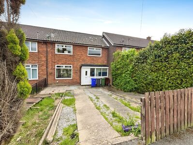 Hattersley Road West, 3 bedroom Mid Terrace House for sale, £175,000