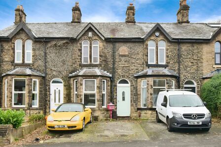 Compstall Road, 2 bedroom Mid Terrace House for sale, £260,000