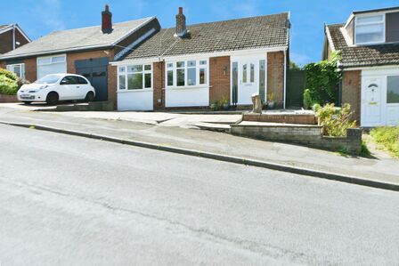 3 bedroom Semi Detached Bungalow for sale