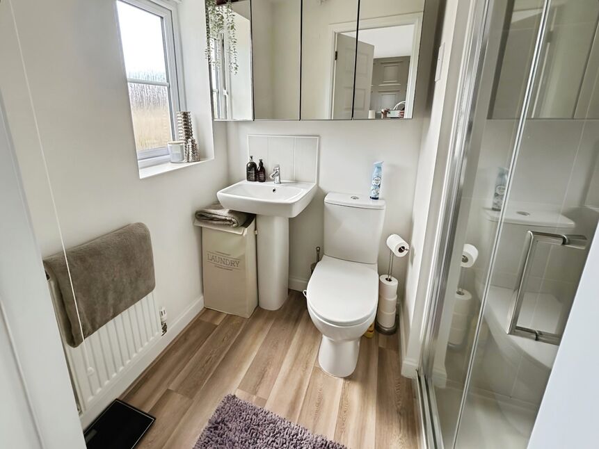 En-Suite Shower Room / wc