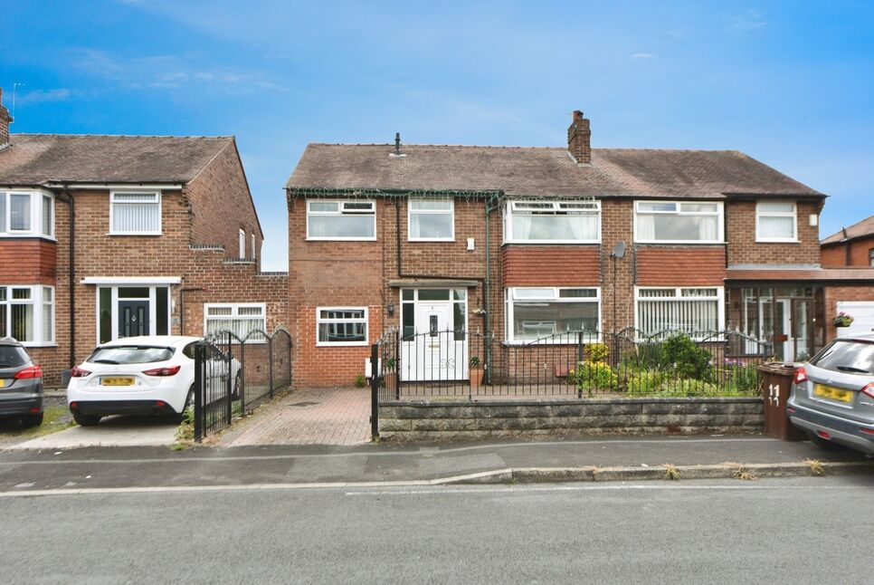 Main image of 4 bedroom House for sale, Gloucester Road, Denton, Greater Manchester, M34