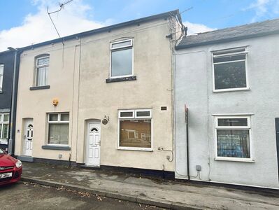 2 bedroom Mid Terrace House for sale