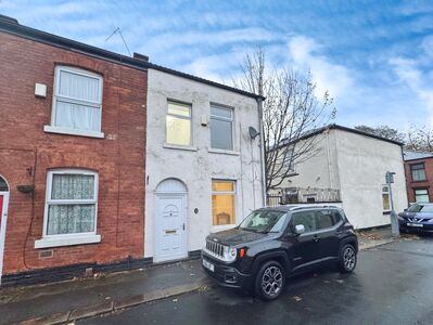 Bass Street, 2 bedroom End Terrace House to rent, £950 pcm