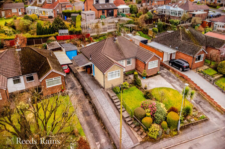 1 bedroom Semi Detached Bungalow for sale