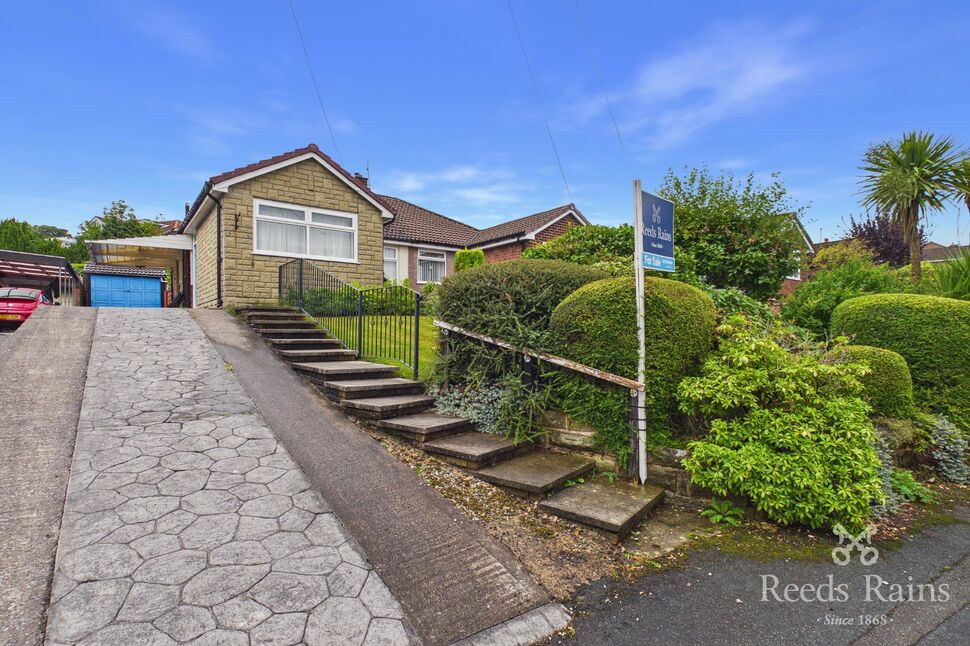 2 bedroom Semi Detached Bungalow for sale