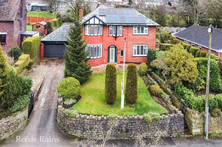 Mottram Old Road, 5 bedroom Detached House for sale, &pound;850,000