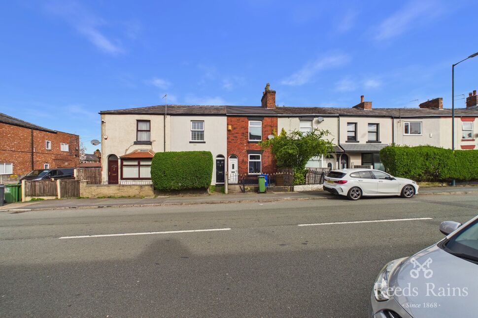 Main image of 2 bedroom Mid Terrace House to rent, Bennett Street, Hyde, Greater Manchester, SK14