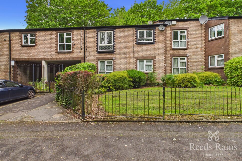 Main image of 1 bedroom Flat for sale, Commercial Street, Hyde, Greater Manchester, SK14
