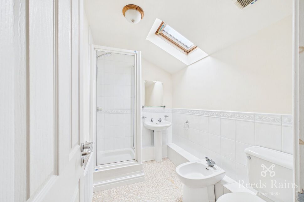En-Suite Shower Room / wc