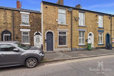 Cheetham Hill Road, 2 bedroom Mid Terrace House for sale, &pound;160,000
