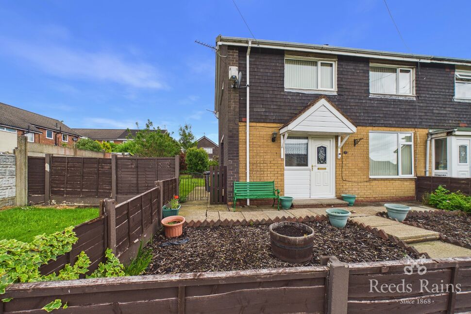 Main image of 3 bedroom End Terrace House for sale, Valley Gardens, Hyde, Greater Manchester, SK14