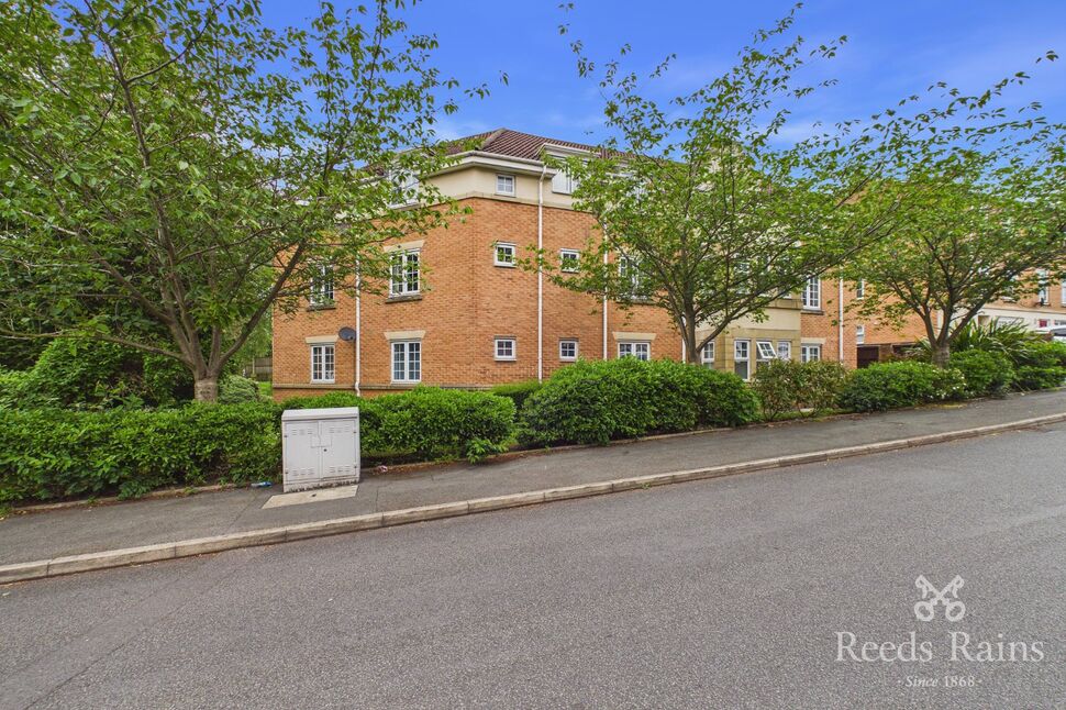 Main image of 2 bedroom Flat for sale, Windermere Road, Dukinfield, Greater Manchester, SK16