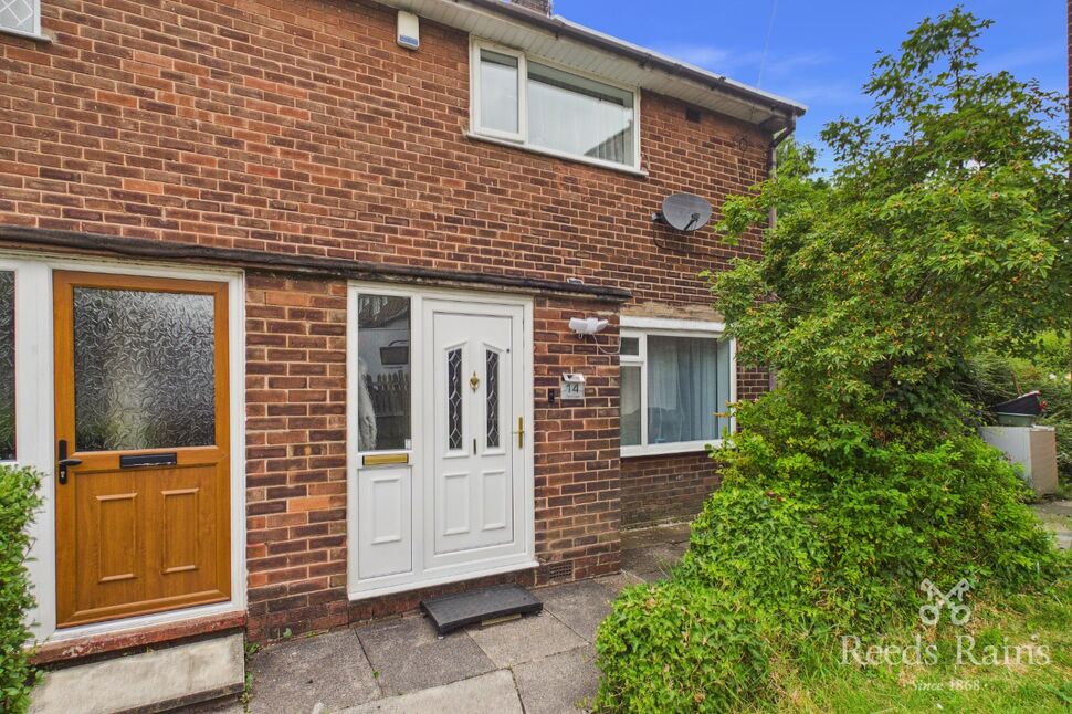 Main image of 2 bedroom End Terrace House to rent, Farm Lane, Hyde, Greater Manchester, SK14