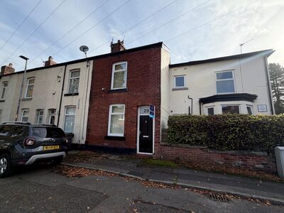 2 bedroom Mid Terrace House for sale