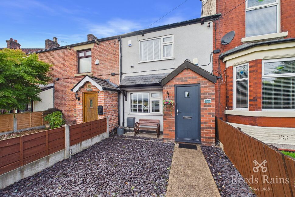 Main image of 2 bedroom Mid Terrace House for sale, Lumb Lane, Droylsden, Greater Manchester, M43