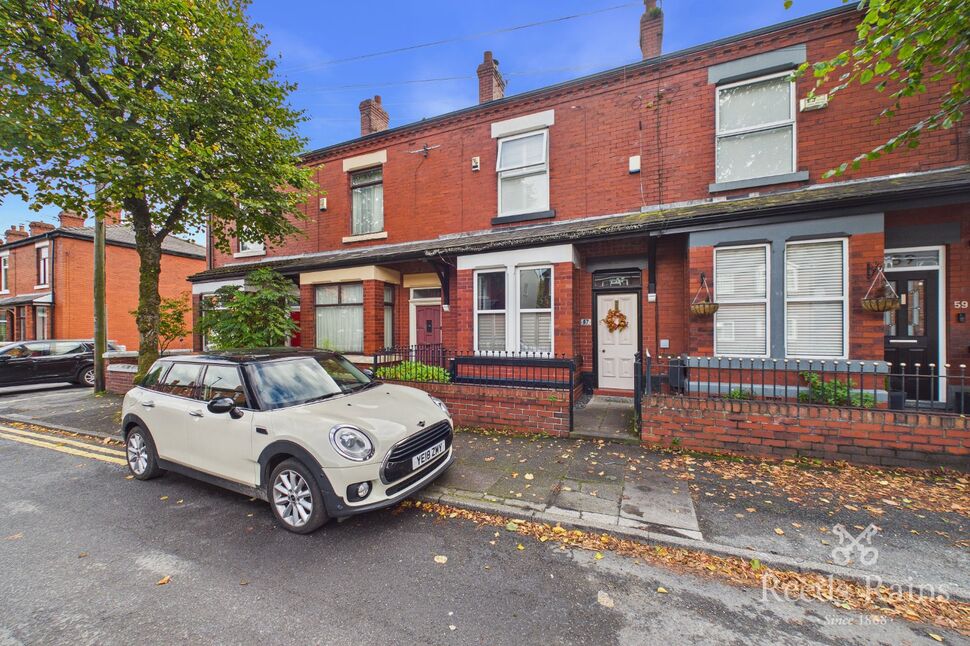 2 bedroom Mid Terrace House for sale
