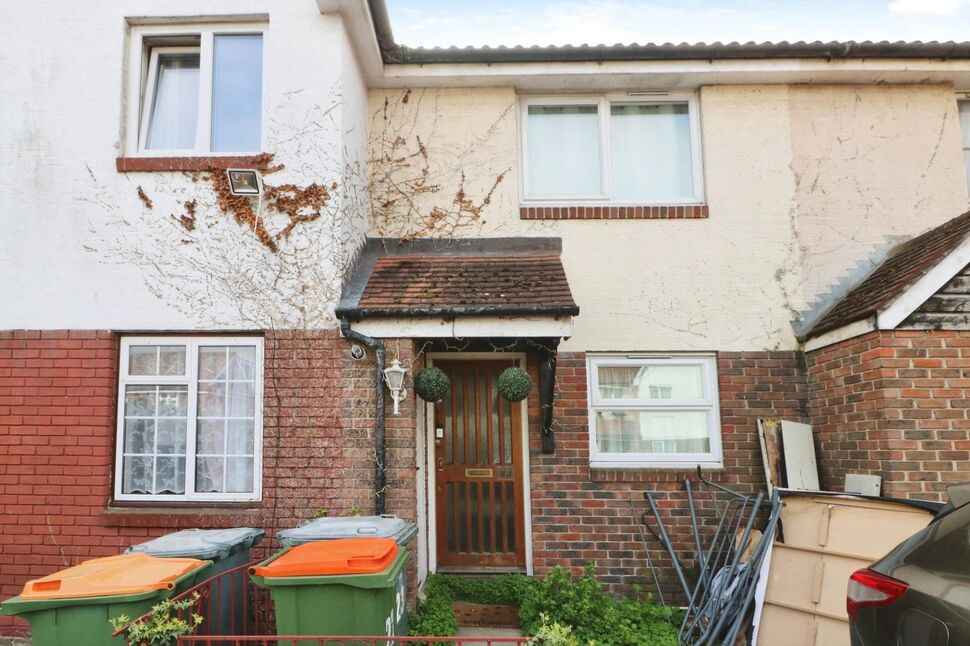 Main image of 2 bedroom House to rent, Giralda Close, London, E16