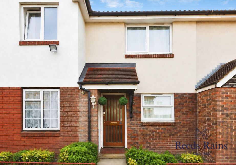 Main image of 2 bedroom House to rent, Giralda Close, London, E16