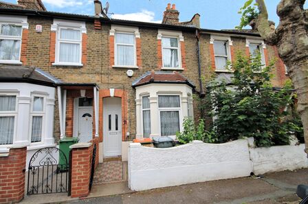 2 bedroom Mid Terrace House to rent