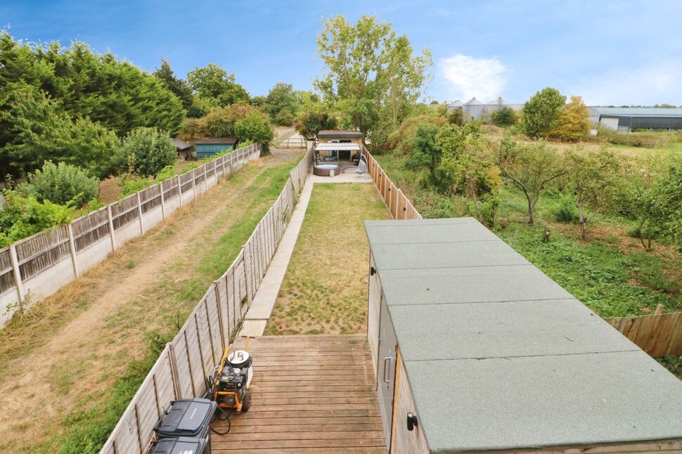 Main image of 3 bedroom Mid Terrace House for sale, Hainault Farm Cottages Hainault Roa, Little Heath, Romford, RM6