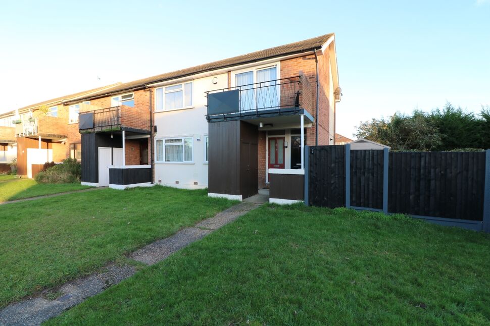 Main image of 2 bedroom Flat to rent, Cherrydown Walk, Romford, RM7