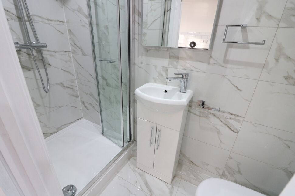 Shower Room / WC