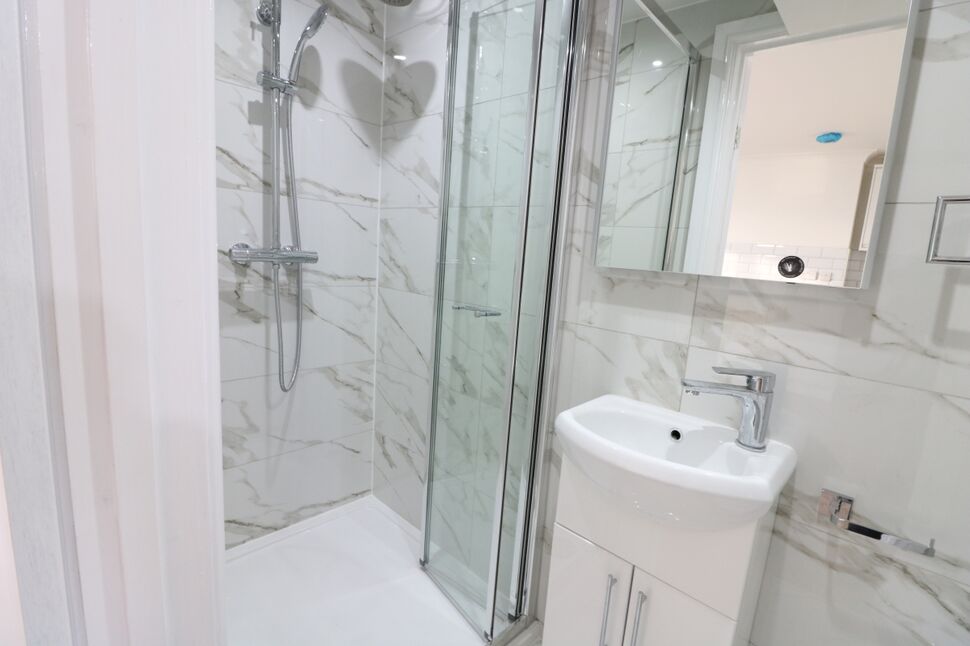 Shower Room / WC